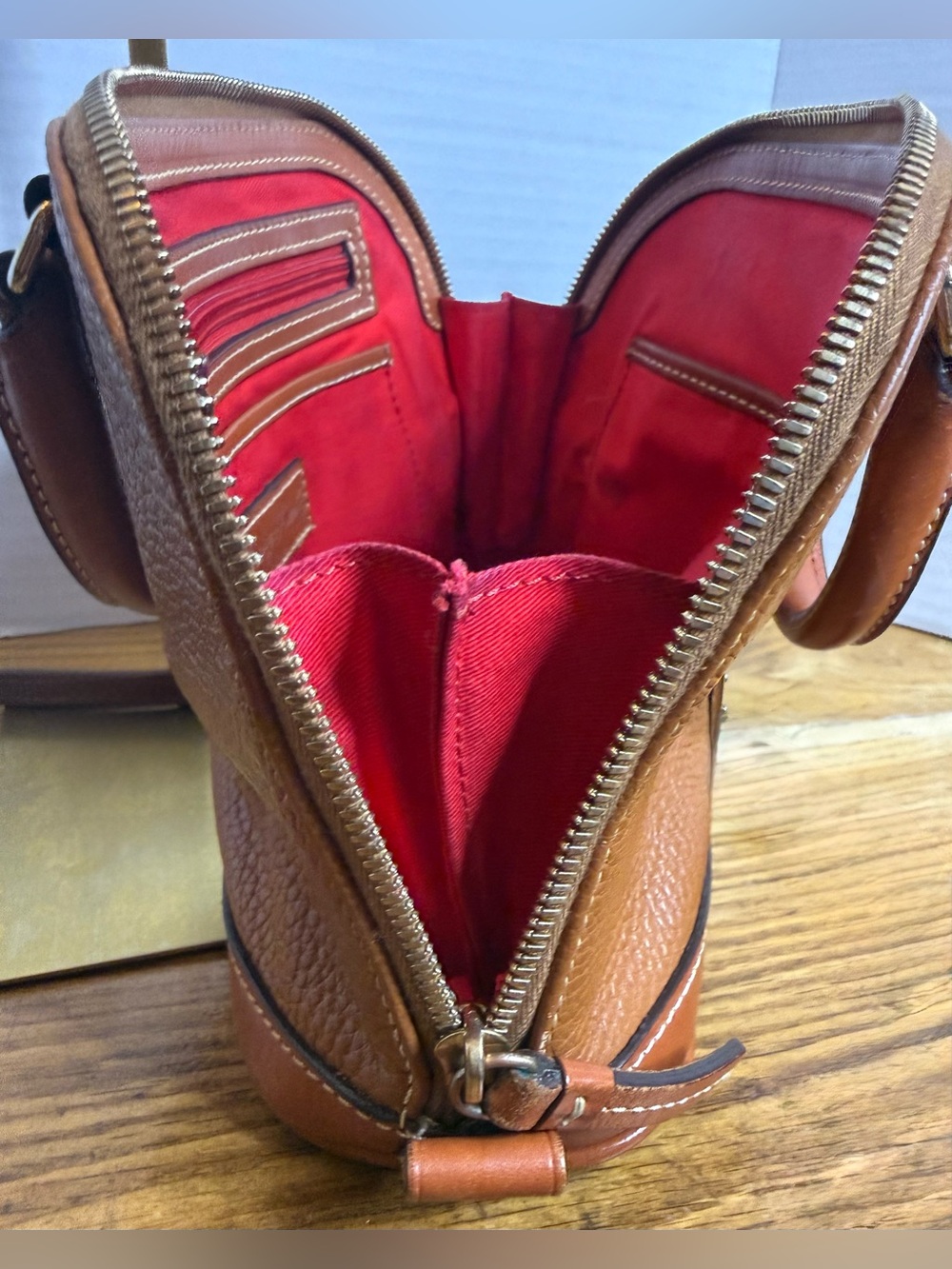Dooney & Bourke Pebble Grain Leather Dome Satchel Tan Brown Zip Bag - Picture 15 of 16